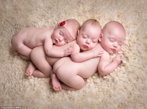 Nama Bayi Laki Laki Dengan Makna Arti Anak Ketiga